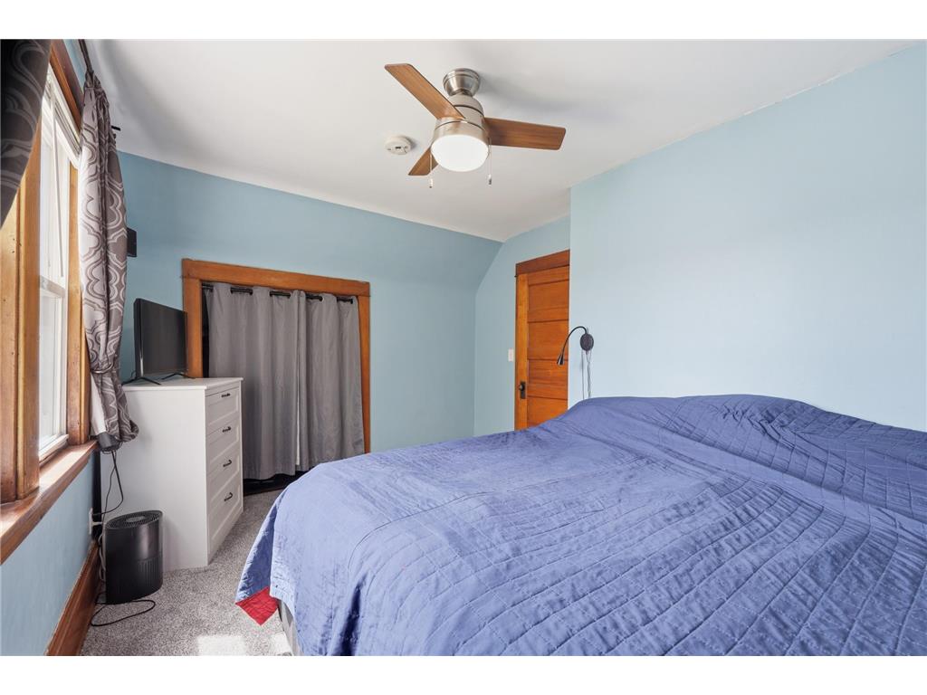 942 Central Avenue W Saint Paul MN 55104 7078479 image18