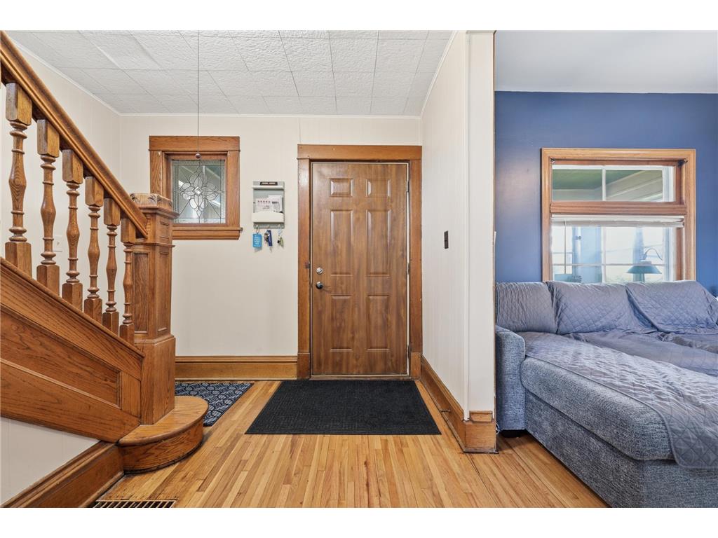942 Central Avenue W Saint Paul MN 55104 7078479 image2