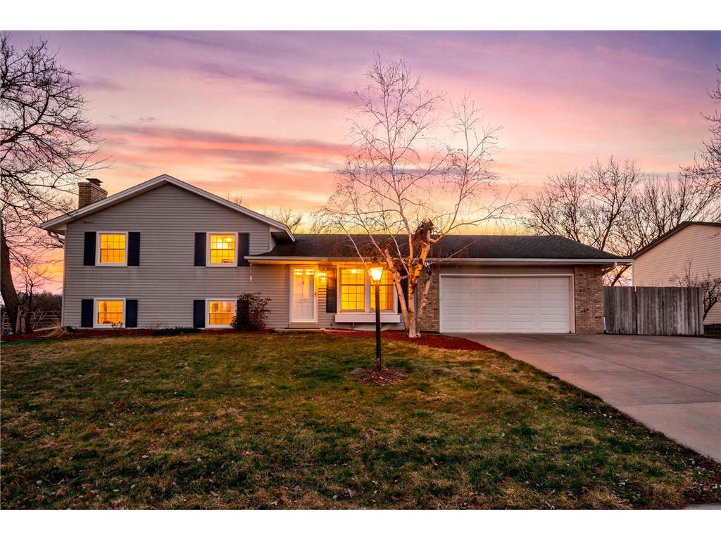 942 Hopewell Lane Apple Valley MN 55124 7063289 image1