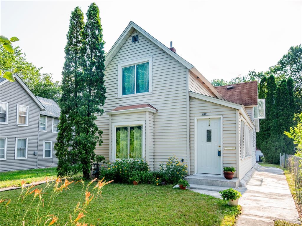 942 Marion Street Saint Paul MN 55117 6396048 image1