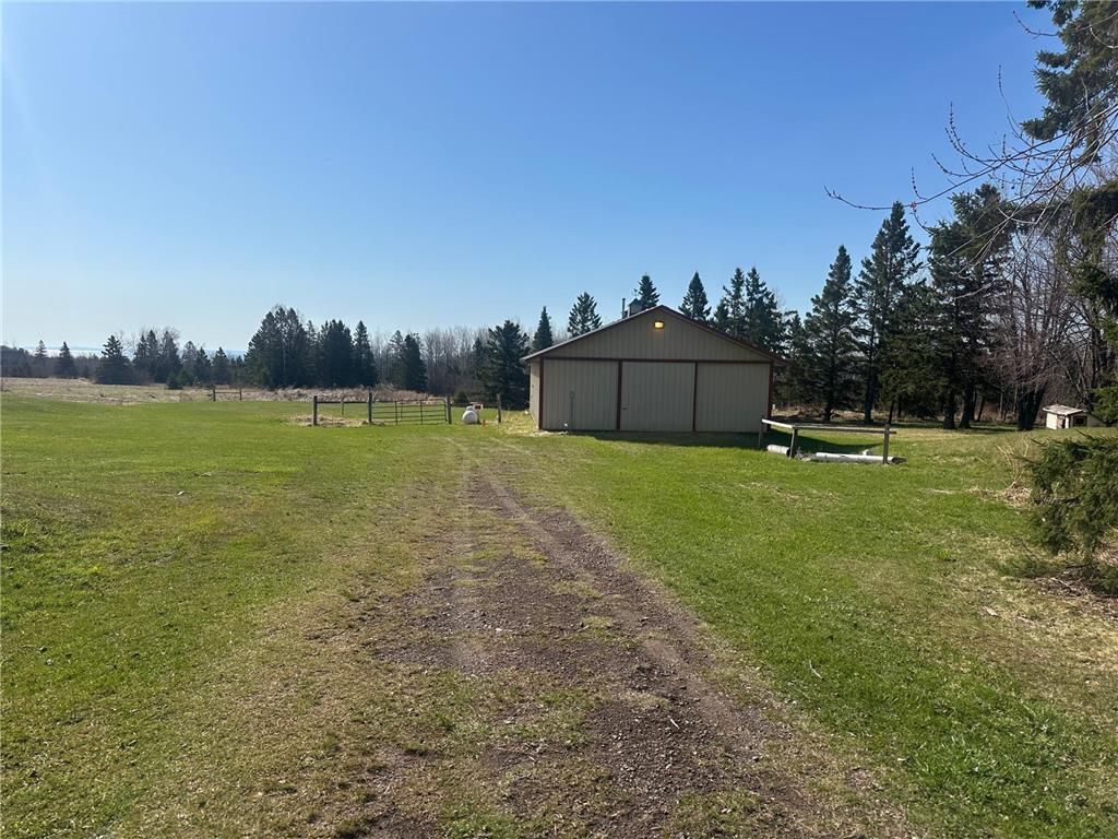942 Old North Shore Road Two Harbors MN 55616 7073124 image1