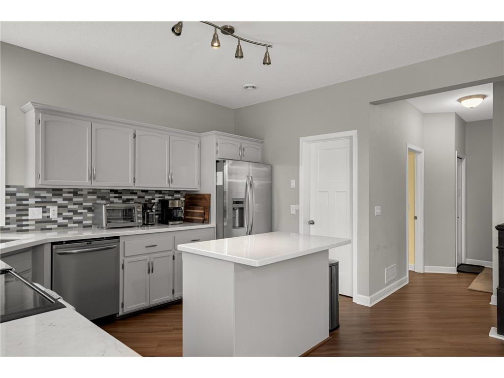 9420 Fallgold Parkway N Brooklyn Park MN 55443 7073239 image15