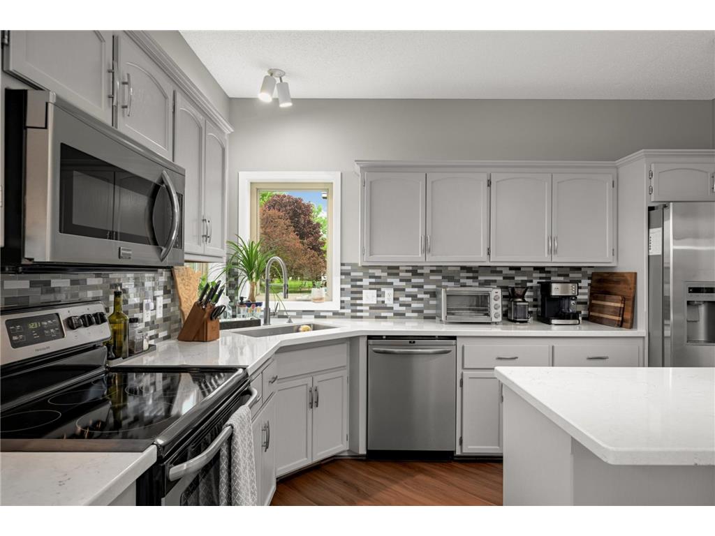 9420 Fallgold Parkway N Brooklyn Park MN 55443 7073239 image16