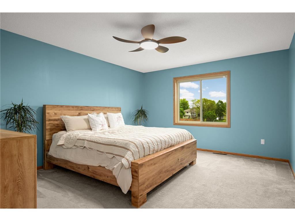 9420 Fallgold Parkway N Brooklyn Park MN 55443 7073239 image21