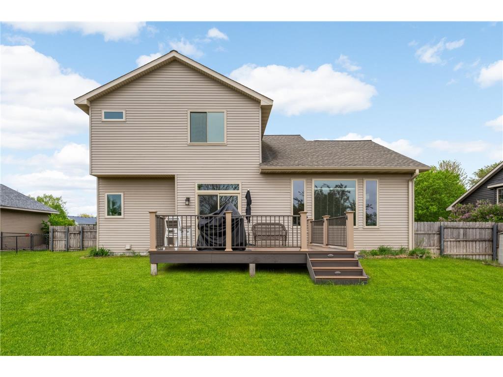 9420 Fallgold Parkway N Brooklyn Park MN 55443 7073239 image35