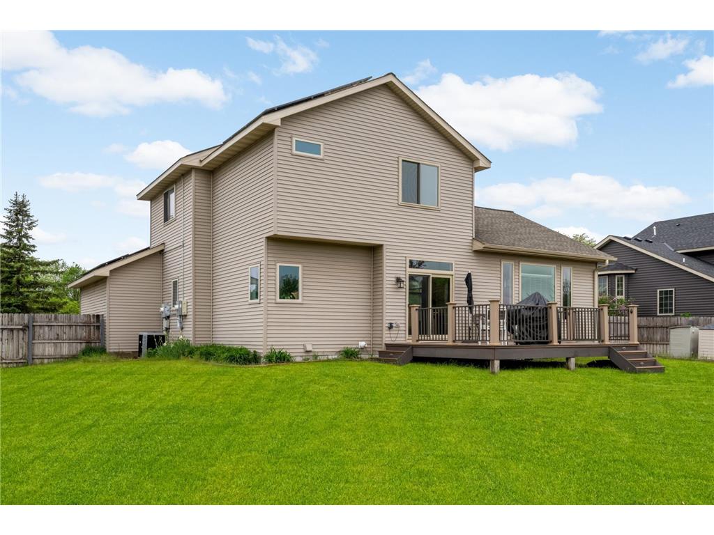 9420 Fallgold Parkway N Brooklyn Park MN 55443 7073239 image36