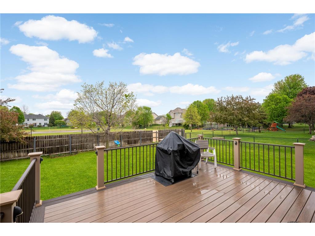 9420 Fallgold Parkway N Brooklyn Park MN 55443 7073239 image38