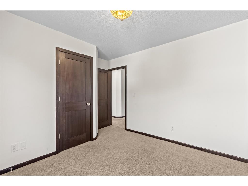 9420 Toledo Lane N Brooklyn Park MN 55443 7081980 image22