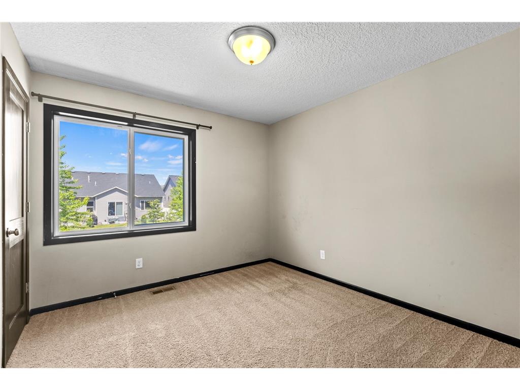 9420 Toledo Lane N Brooklyn Park MN 55443 7081980 image25