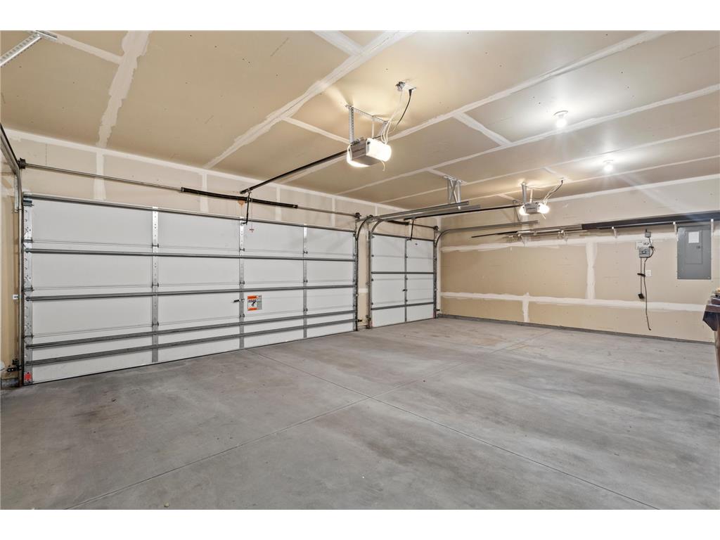 9420 Toledo Lane N Brooklyn Park MN 55443 7081980 image34