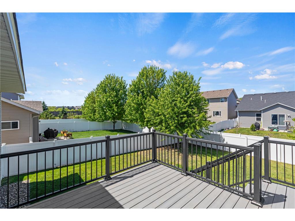9420 Toledo Lane N Brooklyn Park MN 55443 7081980 image36