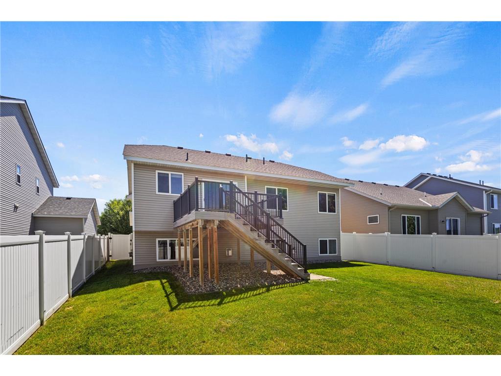 9420 Toledo Lane N Brooklyn Park MN 55443 7081980 image38