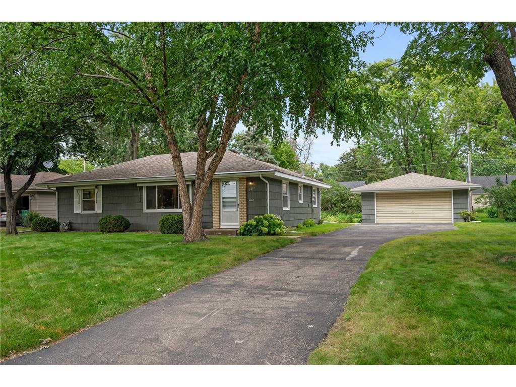 9425 Clinton Avenue S Bloomington MN 55420 6573526 image1