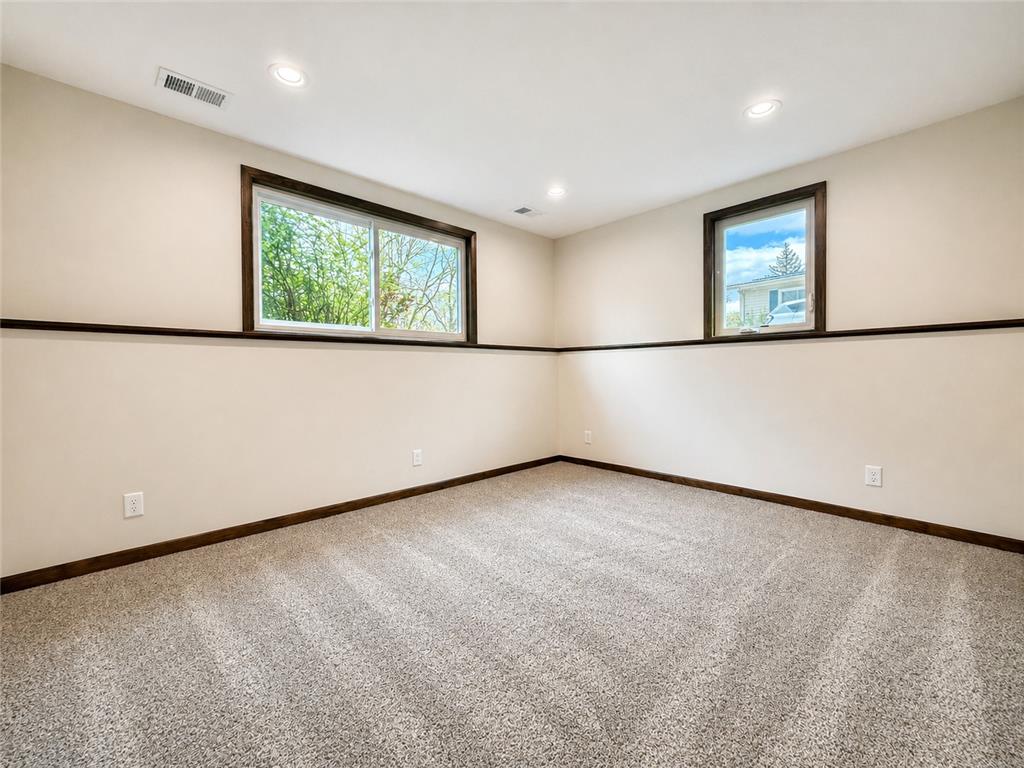 943 Birch Boulevard Winona MN 55987 7061866 image12