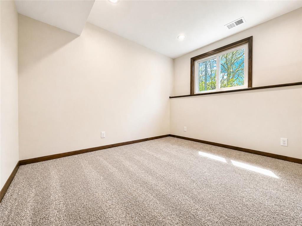 943 Birch Boulevard Winona MN 55987 7061866 image13