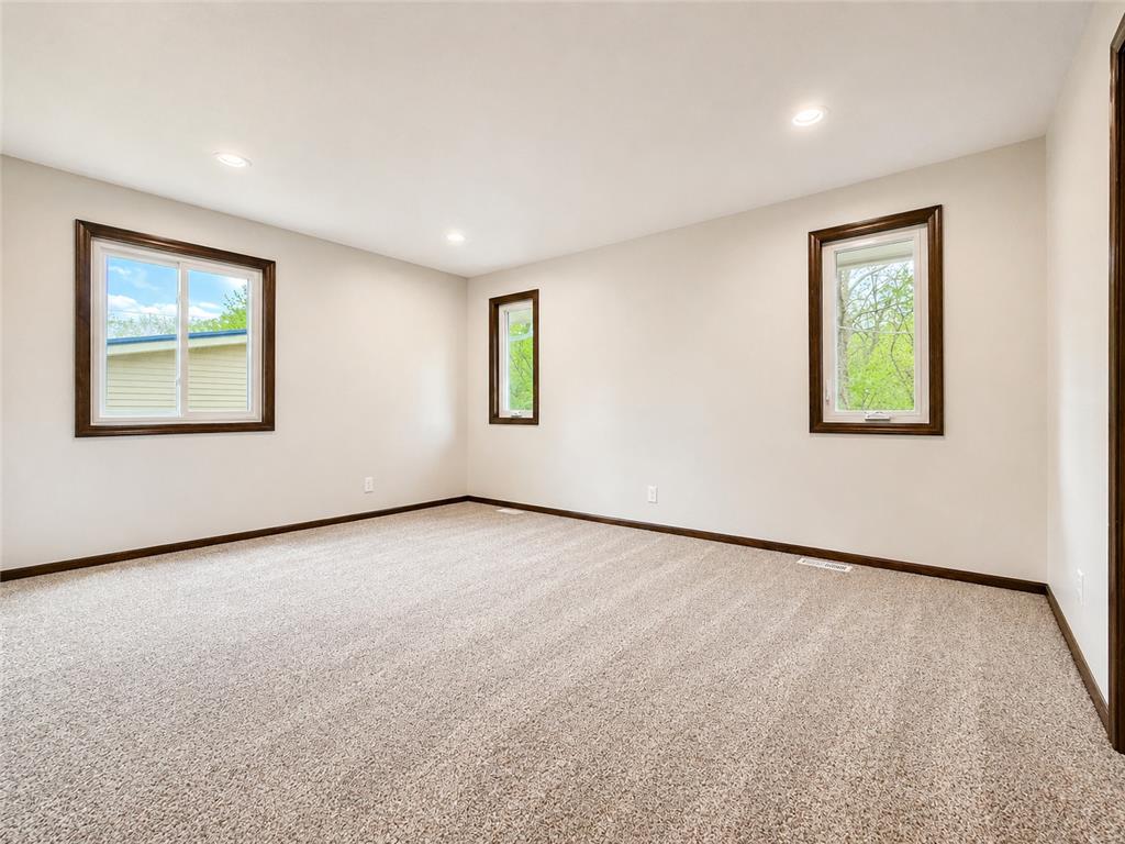 943 Birch Boulevard Winona MN 55987 7061866 image8