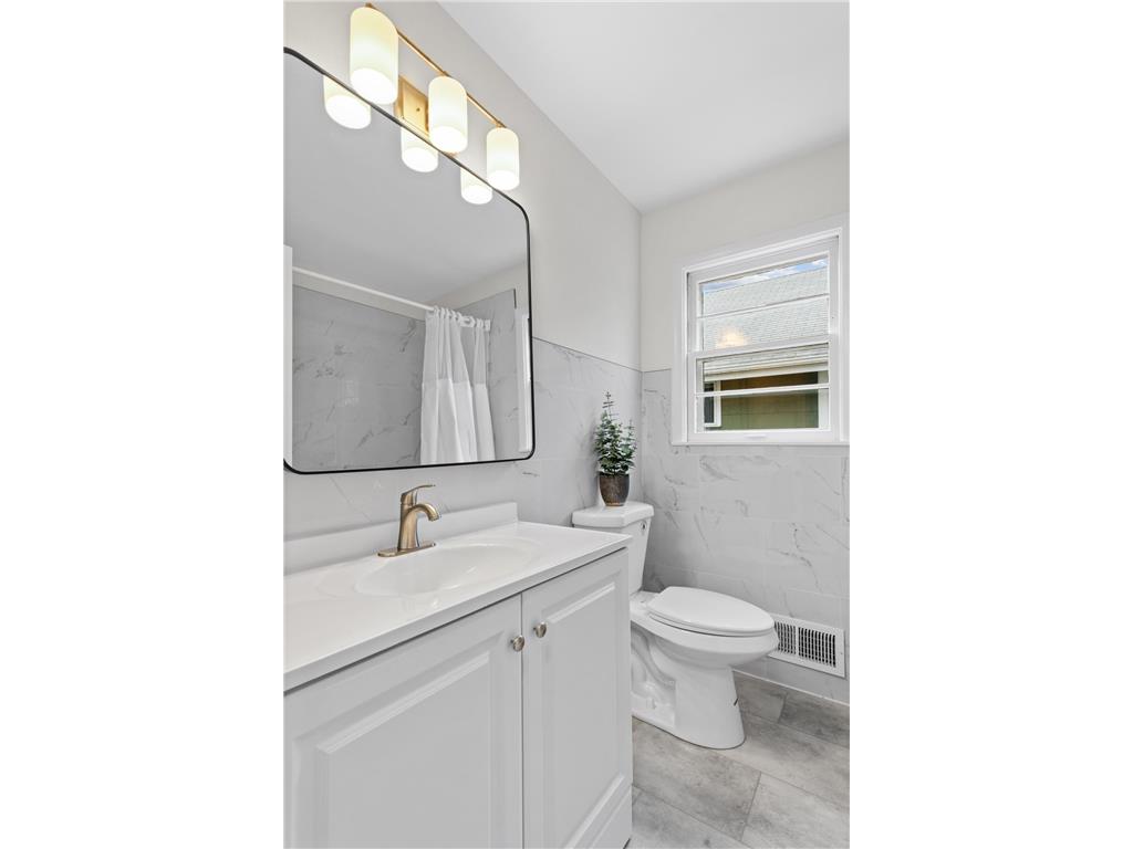 943 Scheffer Avenue Saint Paul MN 55102 7045405 image14