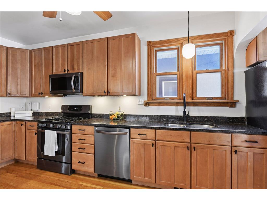 943 Wakefield Avenue Saint Paul MN 55106 7041200 image19