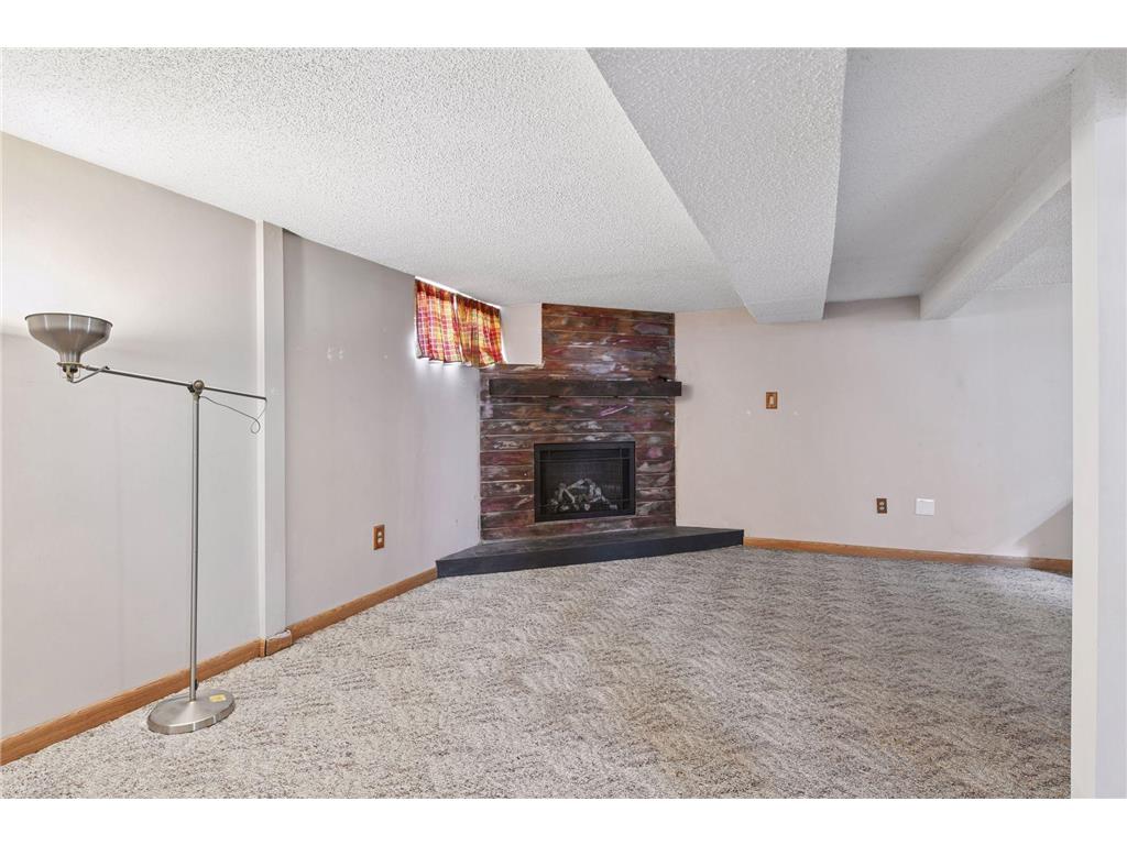 943 Wakefield Avenue Saint Paul MN 55106 7041200 image32