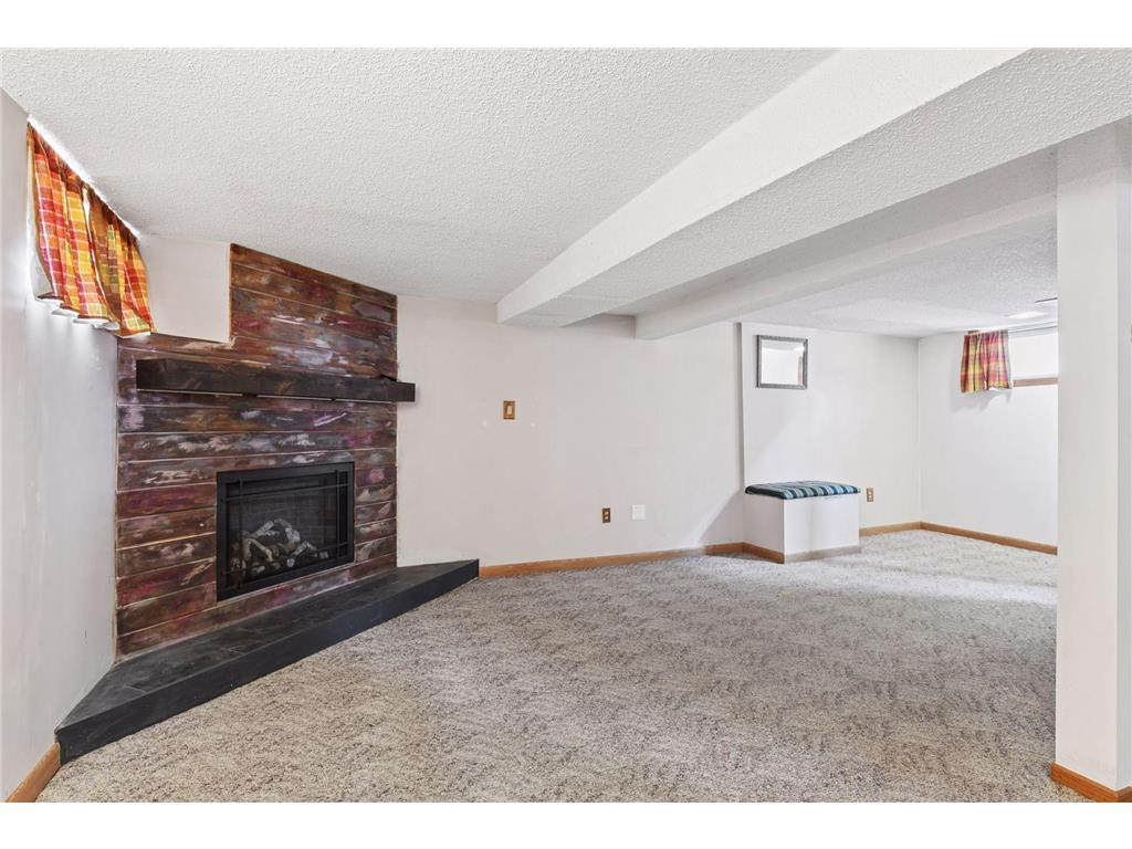 943 Wakefield Avenue Saint Paul MN 55106 7041200 image33