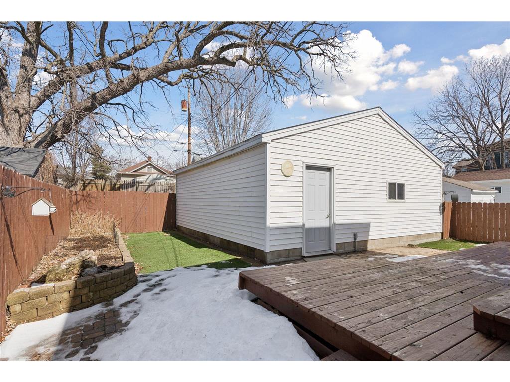 943 Wakefield Avenue Saint Paul MN 55106 7041200 image38