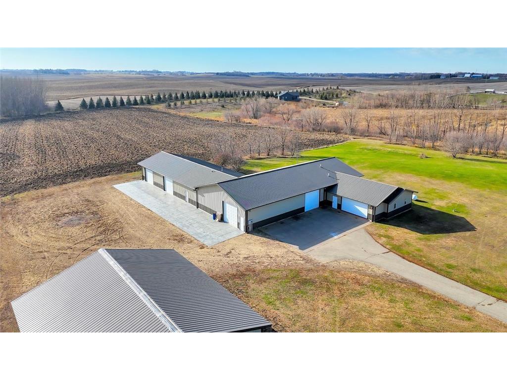 9433 60th Avenue NE, Kandiyohi, MN 56251 MLS 6454802 Edina Realty