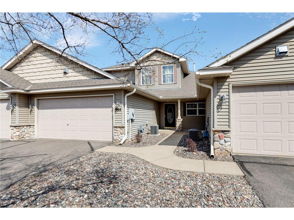 944 Golden Way NW Isanti MN 55040 6525682 image1