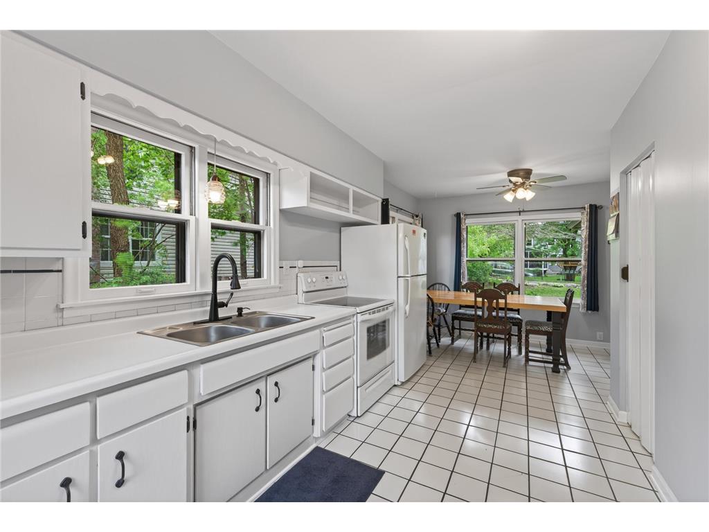 944 Mahtomedi Avenue Mahtomedi MN 55115 7054603 image15