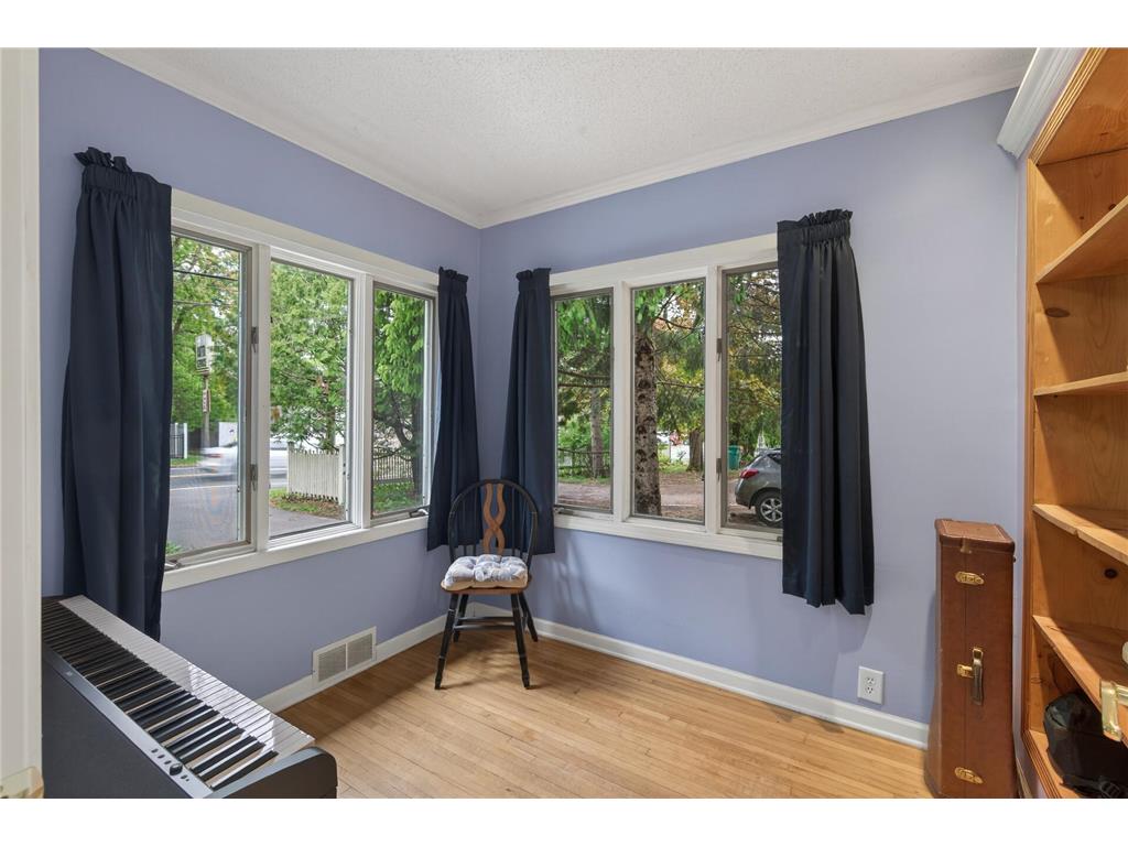 944 Mahtomedi Avenue Mahtomedi MN 55115 7054603 image17