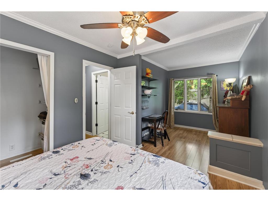 944 Mahtomedi Avenue Mahtomedi MN 55115 7054603 image22