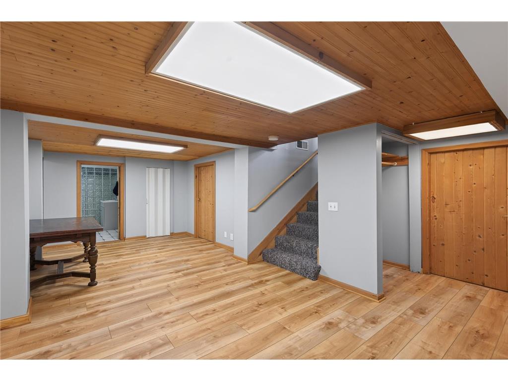944 Mahtomedi Avenue Mahtomedi MN 55115 7054603 image27