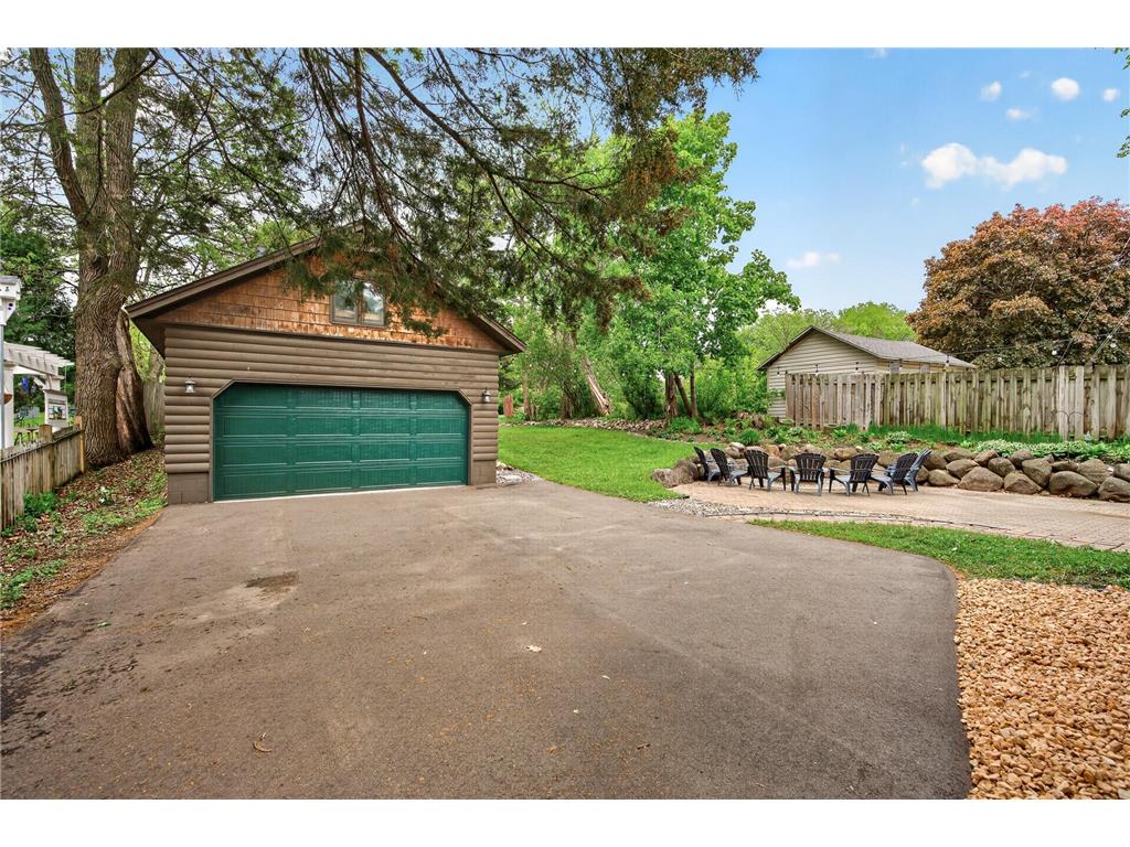 944 Mahtomedi Avenue Mahtomedi MN 55115 7054603 image37