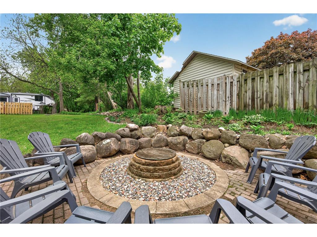 944 Mahtomedi Avenue Mahtomedi MN 55115 7054603 image39