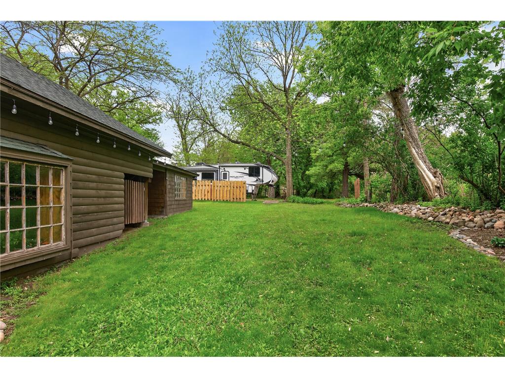 944 Mahtomedi Avenue Mahtomedi MN 55115 7054603 image40