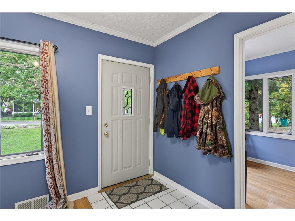 944 Mahtomedi Avenue Mahtomedi MN 55115 7054603 image45