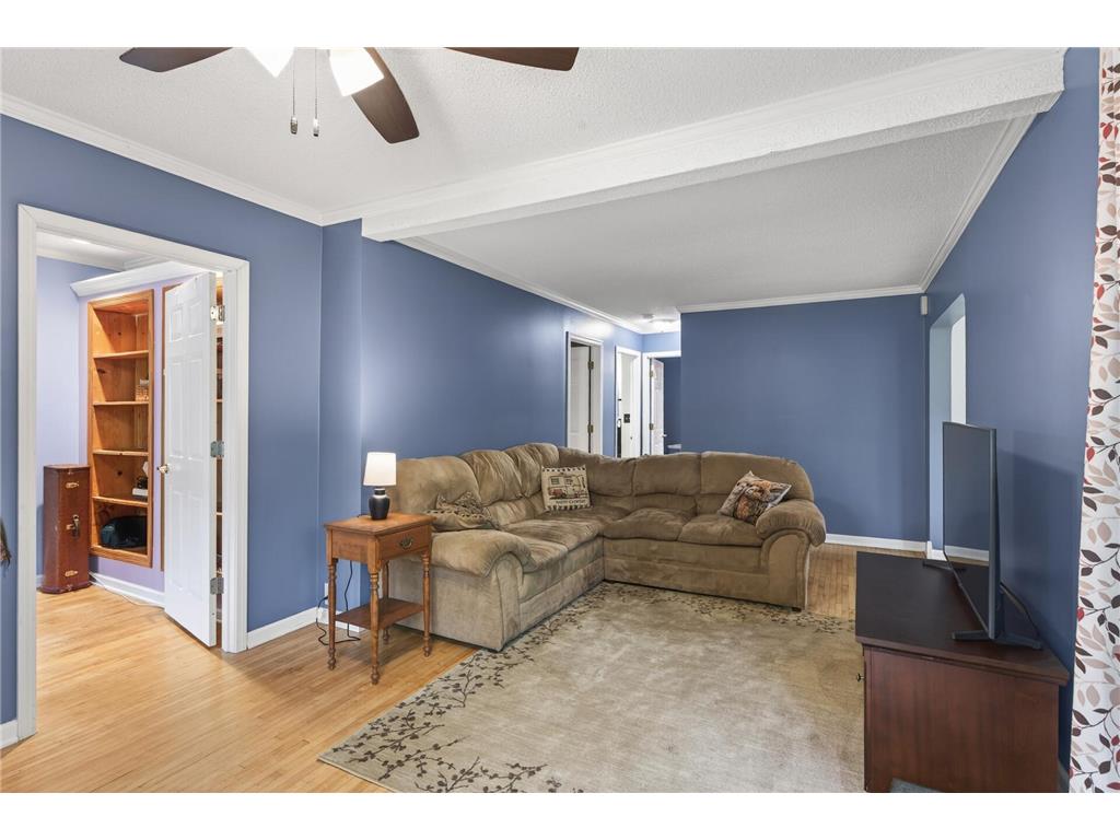 944 Mahtomedi Avenue Mahtomedi MN 55115 7054603 image47