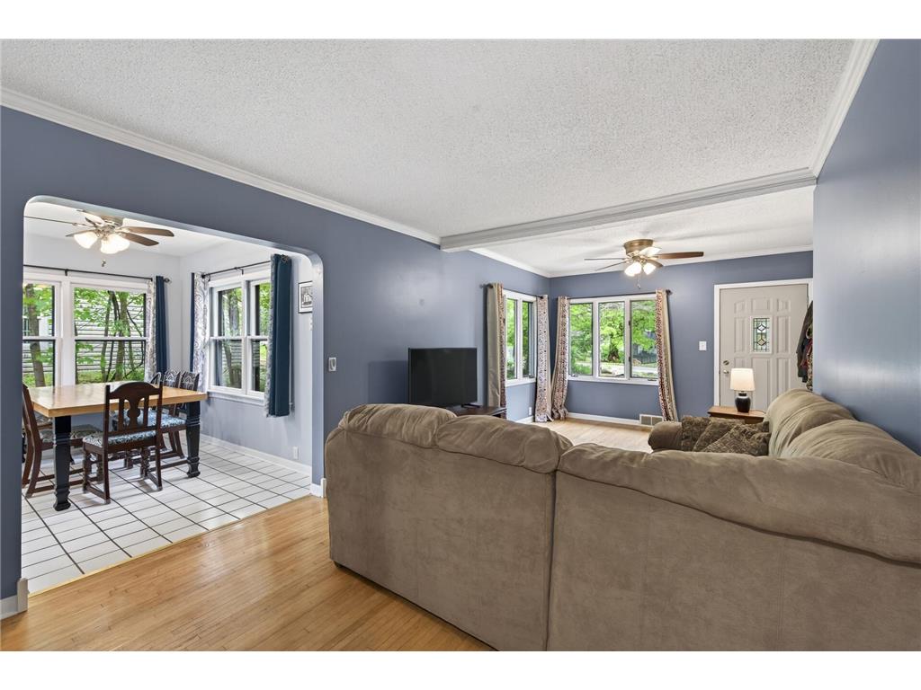 944 Mahtomedi Avenue Mahtomedi MN 55115 7054603 image6