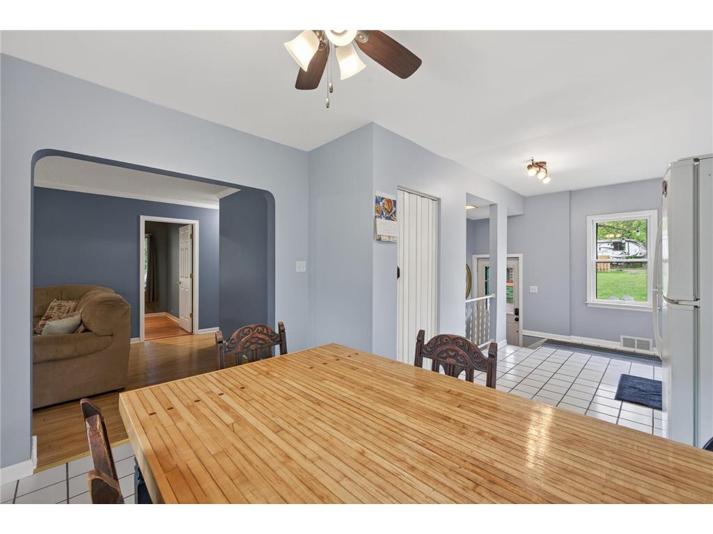944 Mahtomedi Avenue Mahtomedi MN 55115 7054603 image8
