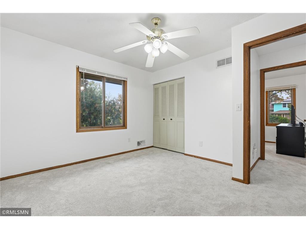 944 Pine View Court Saint Paul MN 55119 6805265 image13