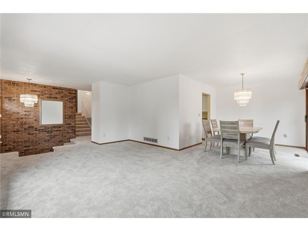 944 Pine View Court Saint Paul MN 55119 6805265 image6