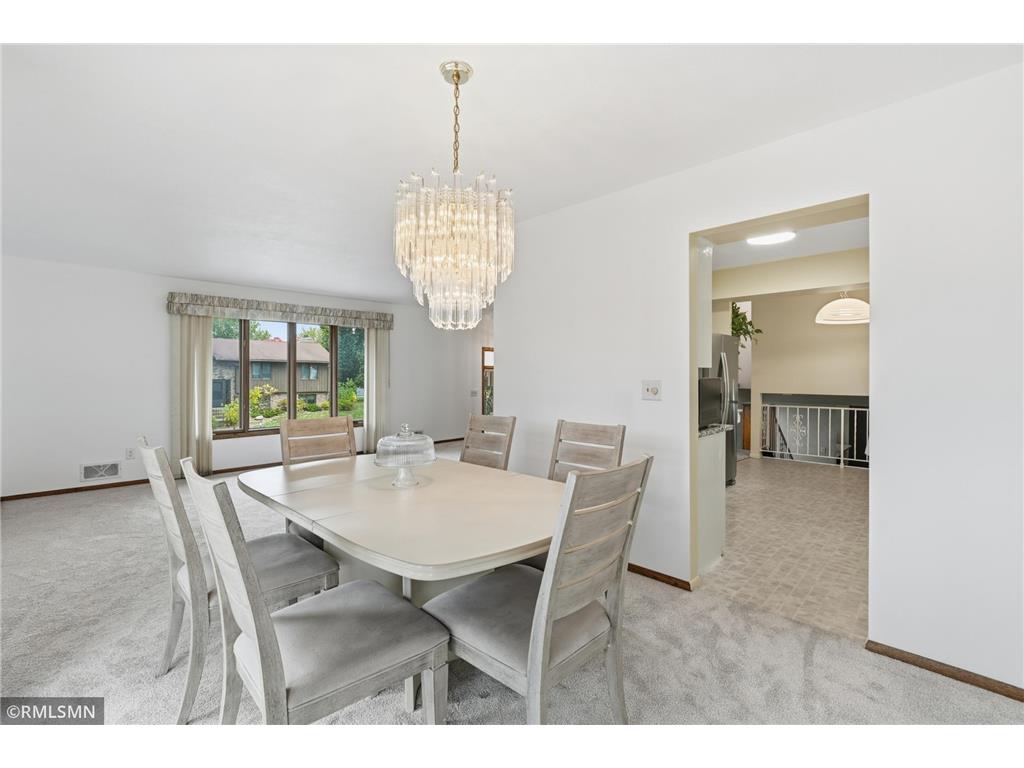 944 Pine View Court Saint Paul MN 55119 6805265 image8