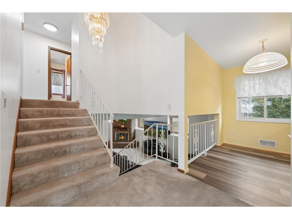 944 Pine View Court Saint Paul MN 55119 7060922 image21