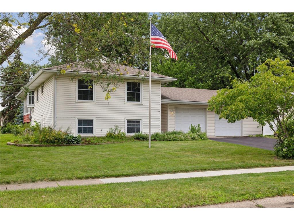 944 Redwell Lane Apple Valley MN 55124 6562173 image1
