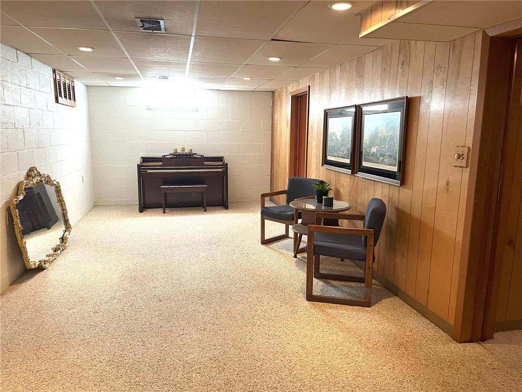 944 S Hampton Street Fairmont MN 56031 6796785 image32