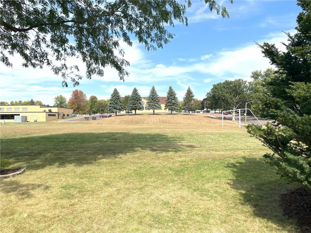 944 S Hampton Street Fairmont MN 56031 6796785 image55