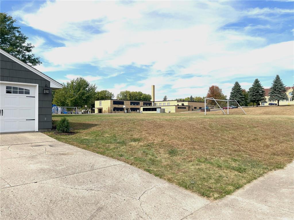 944 S Hampton Street Fairmont MN 56031 6796785 image56