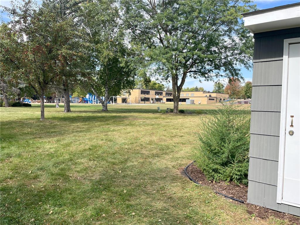 944 S Hampton Street Fairmont MN 56031 6796785 image9