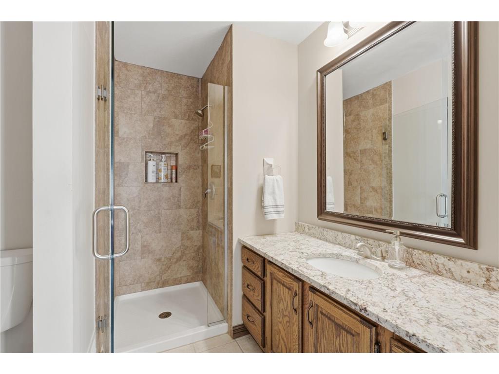 9445 Hillingdon Road Woodbury MN 55125 7095666 image15
