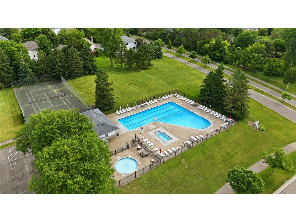 9445 Hillingdon Road Woodbury MN 55125 7095666 image29