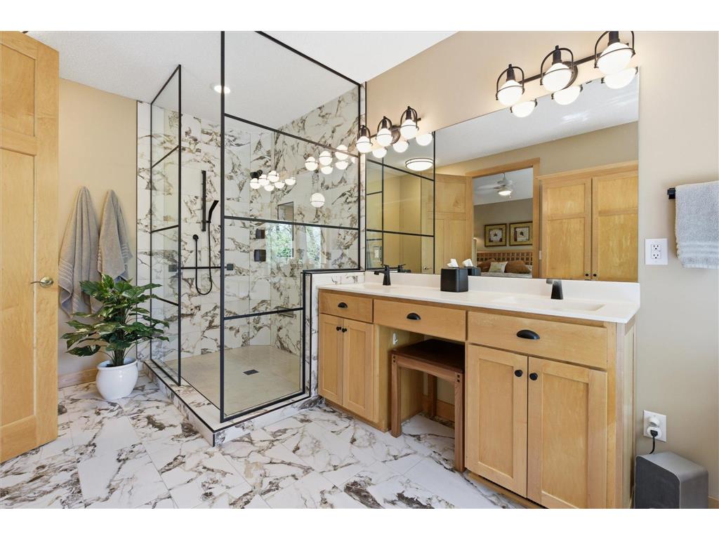 9447 Woodridge Court Savage MN 55378 7062445 image22